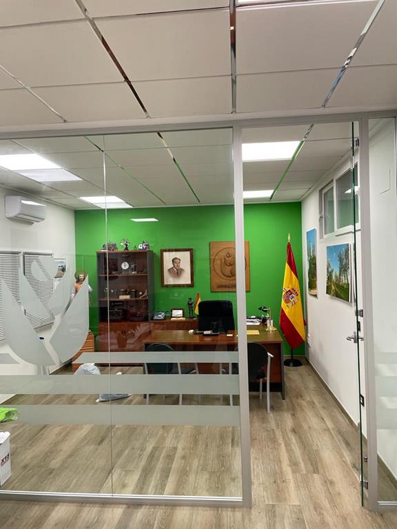 Nuevas oficinas y personal Agrobarrax 4